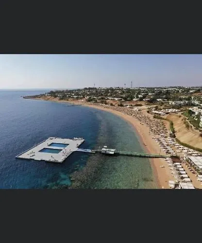 Private Furnished Studio At Domina Coral Bay Hareem *