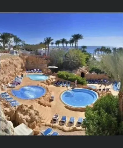 Private Furnished Studio At Domina Coral Bay Hareem